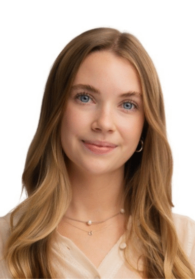 Izzie Jones, Program Director at the 3rd Lab Ops & Facility Management for Biopharma West Summit